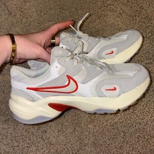 Nike Women's Gray and Red Athletic Sneakers